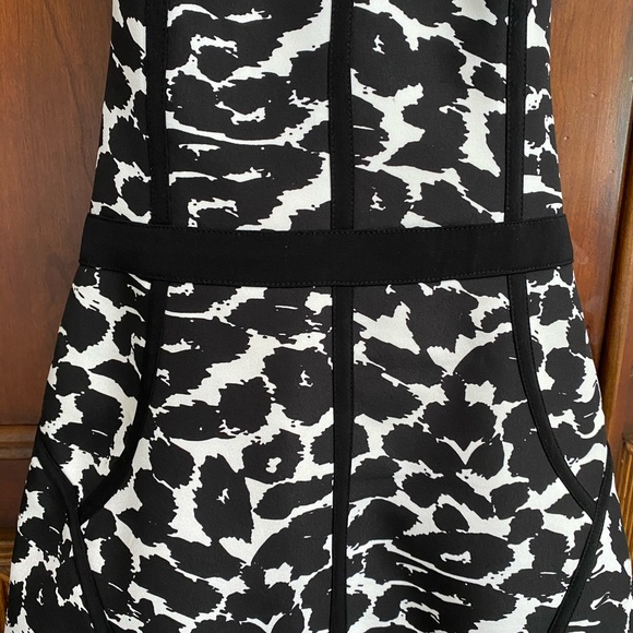 Finders Keepers Cheetah dress - Picture 2 of 6